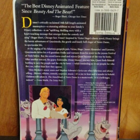 The Hunchback of Notre Dame (VHS) Walt Disneys Masterpiece - Picture 2 of 3